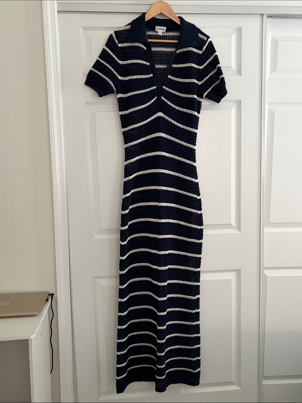 Navy and White Knit Maxi Dress with Polo V-Neck L removable slip underneath